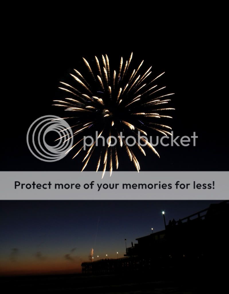 IMG_6908.jpg pyrotechnics image by chowftw